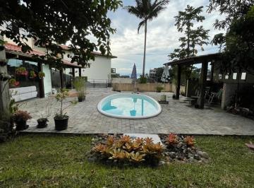 445311_idmN94U1v5S418_445311651db05fe0a5f.jpg · Casa à venda - Centro, Florianópolis - 4D e 4 vagas