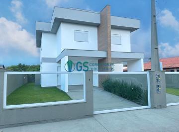 Casa · 125m² · 3 Quartos · 1 Vaga · Sobrado Mobiliado de 3 Quartos com Hidro na Área de Lazer na Praia da Pinheira (Última Unidade Dispo