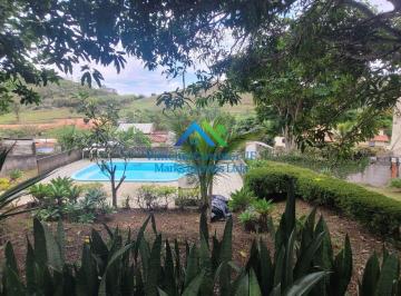Rural · 1800m² · 4 Quartos · 4 Vagas · Chácara - Granja com piscina, campo, casa e jardim.