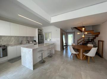 98ff2f2c-991d-48fc-8fd9-5240d45533ae · EXCELENTE CASA SOBRADO COM  TERRAÇO PARA LAZER,  03 ANDARES.