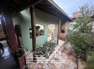 Casa · 200m² · 3 Quartos · 1 Vaga · Casa no bairro Centro em Brumadinho-MG