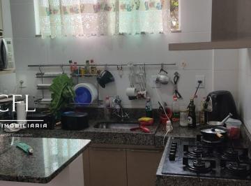 Apartamento · 66m² · 3 Quartos · 1 Vaga · Oportunidade Única! Apartamento Espaçoso de 3 Quartos com Garagem e Varanda
