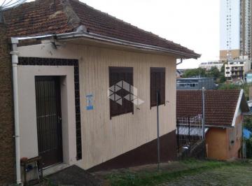 Fachada · Casa Mista com 4 dormitórios 202m² de área, ótima localização próximo antiga Maesa.