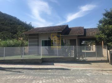 Casa · 100m² · 2 Quartos · 2 Vagas · Ótima casa para investimento em Rodeio!