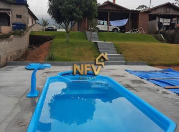 Casa · 112m² · 3 Quartos · 2 Vagas · 900m²