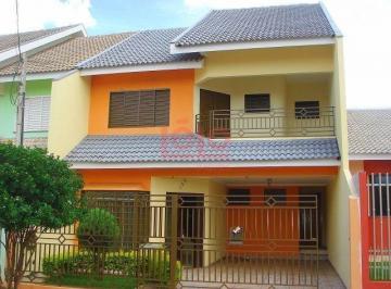 Casa · 177m² · 4 Quartos · 1 Vaga · Sobrado Amplo e Bem Localizado no Jardim Brasil