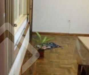 01 · Apartamento com 55m², 2 dormitórios no bairro Glória