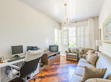 Casa · 330m² · 4 Quartos · 2 Vagas · Casa à venda em Porto Alegre, no bairro Três Figueiras.
