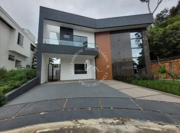 Casa · 230m² · 3 Quartos · 4 Vagas · Condomínio Morada dos Pássaros Duplex com 230M2 com 4 suites.