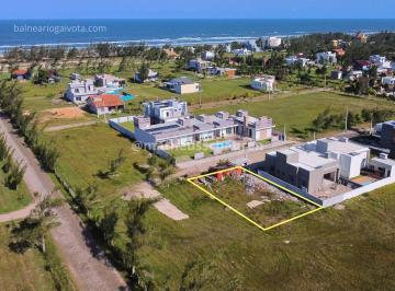 Terreno · 300m² · Terreno a 300mt do Mar em Furnas (Lagoa Cortada), Balneário Gaivota/SC