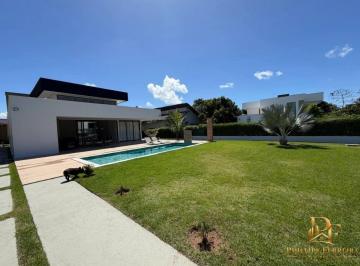 Casa em Condomínio em Aldeia c/ Terraço Gourmet e Piscina · Casa em Condomínio em Aldeia c/ Terraço Gourmet e Piscina