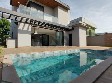 Casa · 330m² · 4 Quartos · 4 Vagas · Casa Sobrado em Condomínio