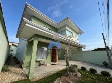 Casa · 283m² · 3 Quartos · 2 Vagas · Casa para alugar no bairro Ubatuba - São Francisco do Sul/SC