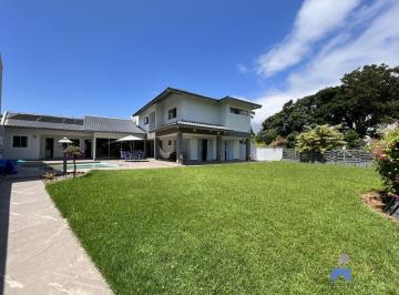 Casa · 4 Quartos · 4 Vagas · Casa Alto Padrão em Ubatuba, São Francisco do Sul/SC