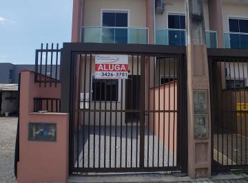 Fachada principal · Casa Geminada no bairro Vila Nova  -  Joinville