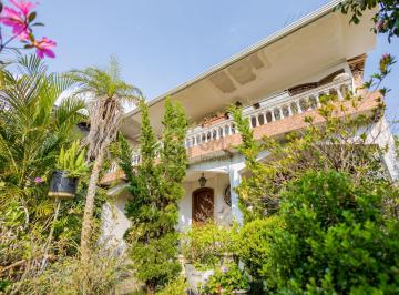 Casa · 234m² · 1 Quarto · 1 Vaga · Casa comercial à venda no bairro Seminário - Curitiba/PR