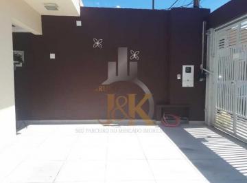 Casa · 4 Quartos · 2 Vagas · Vende sobrado em ótima localização no bairro Cerâmica, no Município de São Caeta
