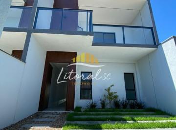 Casa · 156m² · 3 Quartos · 1 Vaga · Sobrado à venda no bairro Centro - Barra Velha/SC
