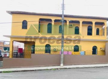 Casa · 250m² · 5 Quartos · Vende-se excelente casa comercial de esquina no bairro Alvorada I