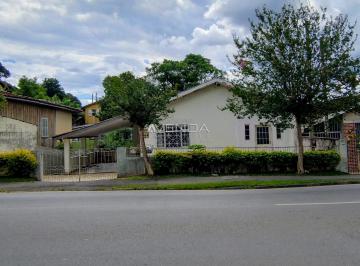 Casa · 144m² · 3 Quartos · 2 Vagas ·  Terreno ZR3 em ótima região do Ahu, forte potenci