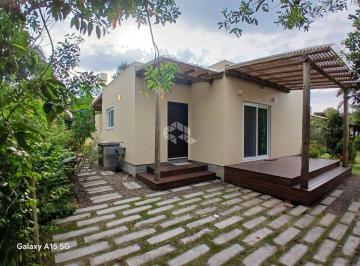 644005_i8hqg5T_644005682f7601e11b1.jpg · Casa com 02 quartos, 01 vagas e 104m² no Canto Sul da Praia da Ferrugem