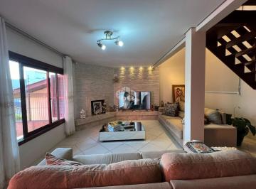 604075_i999912887ca_60407566731849c1ab7.jpg · Casa Semimobiliada com 309m² privativos, localizada no Bairro Santa Catarina em Caxias do Sul - RS