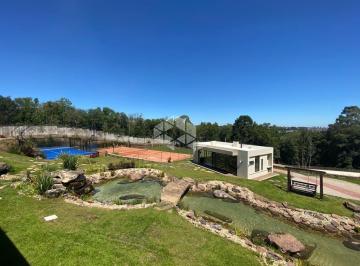 AREA DE LAZER VICINNO · EXCELENTE TERRENO  PRONTO PARA CONSTRUIR  EM CONDOMÍNIO FECHADO- CAXIAS DO SUL