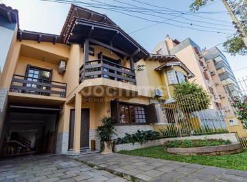 Casa · 279m² · 4 Quartos · 4 Vagas · Casa à venda em Porto Alegre/RS
