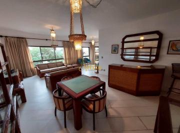 Apartamento · 167m² · 3 Quartos · 2 Vagas · Apto 4 dorms., 200mts praia, lazer, 2 vagas, Enseada