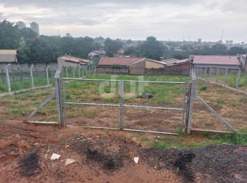 0 · terreno à venda em Parque dos Pomares