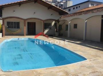 Casa · 240m² · 4 Quartos · 6 Vagas · Casa em Rua Canadá - Guilhermina - Praia Grande/SP