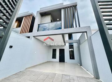Casa · 105m² · 3 Quartos · 2 Vagas · Sobrado em Rua Vildemar Mulinari - Esmeralda - Cascavel/PR
