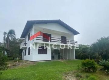 Casa · 4389m² · 7 Quartos · 4 Vagas · Casa em Praia da Vila - Vila Nova - Imbituba/SC