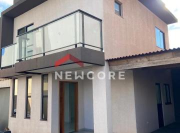 Casa · 83m² · 2 Quartos · 2 Vagas · Casa de condomínio em  Rua Pedro Ivo - Canadá - Cascavel/PR