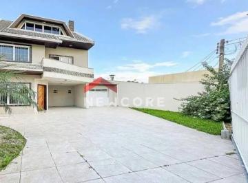 Casa · 191m² · 4 Quartos · 4 Vagas · Sobrado em Rua Cláudio Manoel da Costa - Bom Retiro - Curitiba/PR