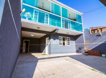 4abb7f374b9e54c64438858e572804fd9775131a · Sobrado com 3 Quartos | Suíte | Área Gourmet | com 127 m² à venda por R$ 600.000 - Emiliano Perneta