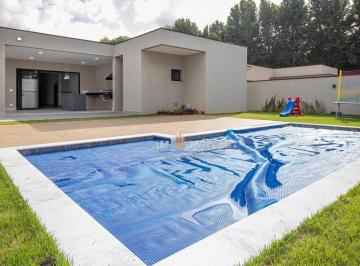 f50779ed82e2323e6eafa5d6184b1aaa27296541 · Casa em condomínio à venda em Atibaia