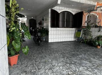 2887ca7c2885f8f51e159d6e625a48f38137a14e · Casa Térrea em Praia Grande com 2 Dormitórios