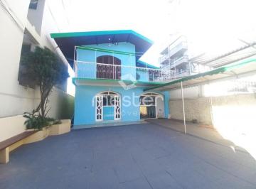 FACHADA · CASA RESIDENCIAL/COMERCIAL NO CENTRO
