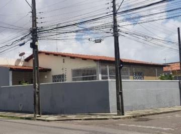 5dedeb72045cc4bb38bf7cfb8fab8f509a572832 · Casa com 3 dormitórios à venda, 183 m² por R$ 640.000,00 - Itaperi - Fortaleza/CE