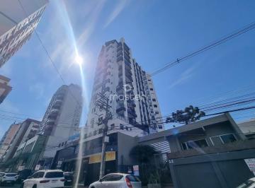 FACHADA · APARTAMENTO NO CENTRO