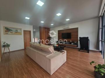 SALA DE TV · CASA NO CENTRO