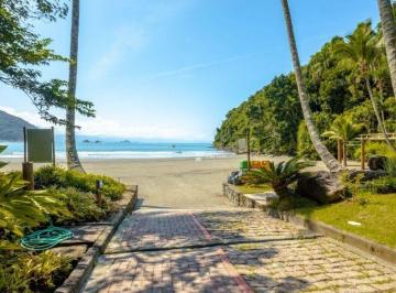 100 metros da Praia de Iporanga · Casa com 5 dormitórios à venda, 397 m² por R$ 26.000.000,00 - Iporanga - Guarujá/SP