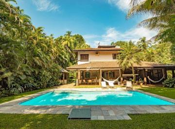 c6061cd0ded1fb7428f6b66c95976d0b4665daee · Casa com 4 dormitórios à venda, 500 m² por R$ 14.000.000,00 - Iporanga - Guarujá/SP