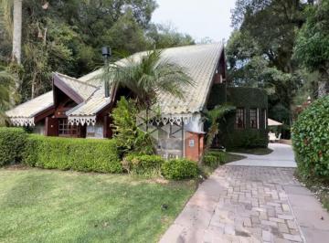 307729_i8669Us_307729641c8e3e7bf8c.jpg · Casa em estilo suíço, em zona tranquila próxima ao centro de Gramado