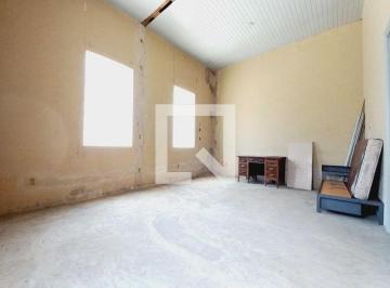 Casa · 120m² · 2 Vagas · Casa à venda - no Centro