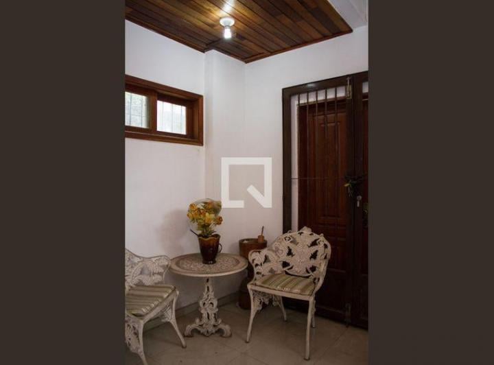 Foto do imóvel - Casa mobiliada com 4 quartos à venda