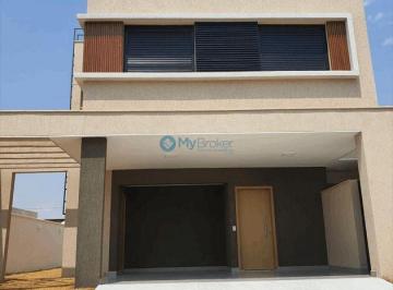 Casa · 181m² · 4 Quartos · 4 Vagas · Sobrado à venda no bairro Jardins Porto - Senador Canedo/GO