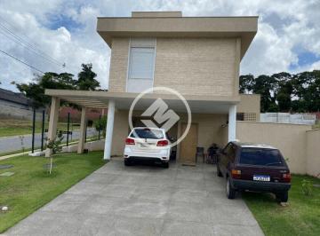 Casa · 190m² · 5 Quartos · 4 Vagas · Sobrado à venda no bairro Jardins Nápoles - Senador Canedo/GO