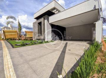 Casa · 210m² · 3 Quartos · 2 Vagas · Casa à venda no bairro Jardins Nápoles - Senador Canedo/GO